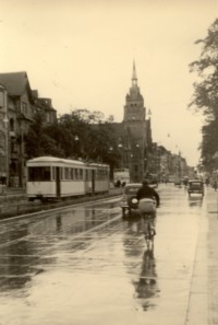 Schloßstraße in Steglitz mit Straßenbahn